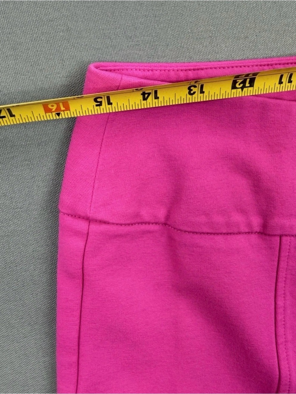 Dear Scarlett Women’s Pink Pull On Flare Pants Stretch Dress Career Size Medium - Picture 3 of 5